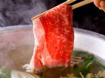 松阪肉しゃぶしゃぶはサッパリとポン酢、ゴマだれで。
