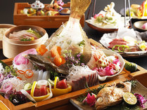 【地産地消懐石】豪華鮮魚の姿造りを中心に、心踊る料理の数々を。