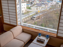 【JR東日本商事コラボ客室】電車の見える角部屋和室