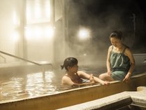 無料レンタルの湯浴み着でも楽しめます　ガーデンスパ十勝川温泉