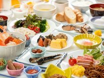 【朝食バイキング】野菜を使ったお料理や、約40種類の栄養満点のメニュー！