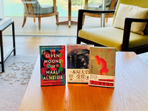 女性一人旅連泊プランの特典としてベストセラー小説3冊をご用意。