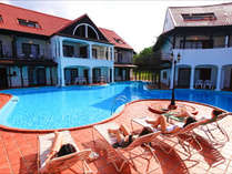 提携施設「ザ・プールリゾート沖縄」のプールが無料でご利用いただけます。