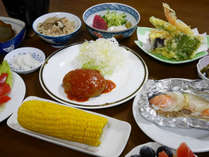 *夕食一例／旬の食材を使った家庭料理や新潟の郷土料理をご用意いたします。