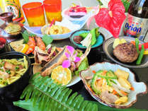 *夕食一例【西表御膳】沖縄の食材を使った色鮮やかな夕食膳／お酒は別注となります