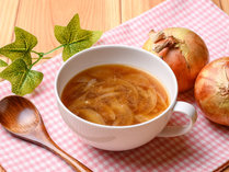 【姫路限定メニュー】淡路島産玉ねぎの甘い・やわらかい・みずみずしい味わいをスープでお楽しみください。