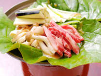 夕食例◇伊豆のふきの葉と、自家製味噌を使用したとろける磯ぶき焼き