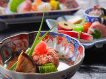 　日本古来の文化を継承し現代の味覚を料理に込めてお届けします