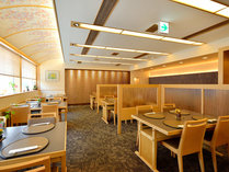 ◆日本料理レストラン「四季」店内