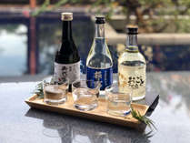 当館の利き酒師が選んだ料理に合う近江の地酒の利き酒セット♪おごと温泉オリジナル日本酒もあります。