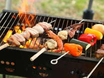 【夏・BBQ】炭火で焼いたお肉や野菜のおいしさに会話も弾みます。