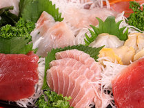 #【夕食一例】神栖と行ったらやっぱりお魚。季節のお造りをご用意します