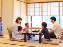 ほっこり心がなごむ和室は、家族みんなで安心してお休みいただけます。