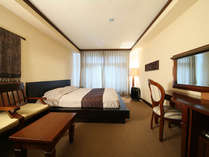☆オリエンタル☆洋室ダブル(27平米)…クイーンサイズのベッドでゆったりお休み頂けます。