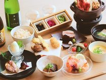 江田島で採れる新鮮な食材を使い、１品１品丁寧に作り上げたお料理は日本酒にもワインにもよく合います。
