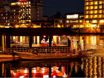 ■屋形船■夜の三隈川に映る灯りと広がる静寂…『200年の伝統』を誇る船上の大宴会がはじまります！