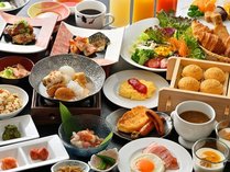 ＜朝食バイキング盛付一例＞　姫路ならではの料理を含め、ボリューム満点メニューでお迎え致します。