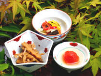 つばき定食☆季節の小鉢・しいたけ南蛮・姉妹一押しのトマト宝石煮