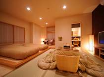 Bꑠ@Ԃڂ kakure-gura hanaoboro ()