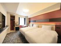 ツインルーム[赤]２～４階■広さ２１平米・１２０cm×２００cmハリウッドタイプのベッド２台のお部屋です♪
