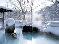 【混浴露天風呂（冬）】雪見温泉をお楽しみください