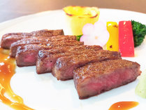 神奈川生まれの神奈川育ち。高級和牛「生粋かながわ牛」のステーキをどうぞ。