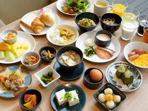 【朝食】ホテル1階レストラン　　「tomoru　茶屋」7:00am～10:00am(L/O　9:30am)