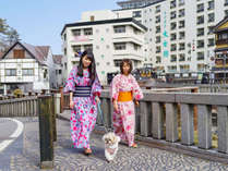 草津温泉街での愛犬との散歩は大切な思い出