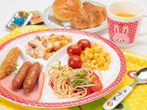 *【朝食一例】お子様と一緒でも安心！キッズプレートでお好みのお食事をどうぞ。　　