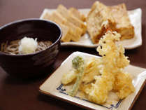 「名物」揚げたて天ぷらと蕎麦