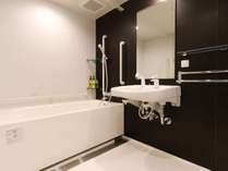 ◆バスルーム◆ツインルームはバス・トイレ別。全室に温水洗浄便座完備！