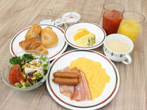 ■朝食バイキング：１階レストランにてビュッフェスタイルでの朝食をお楽しみ下さい。