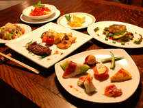 (夕食)オードブル・パスタ・魚料理・肉料理・サラダ・ライスorパン・デザート　お箸でも召し上がれます
