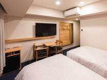 【スタンダードツイン】サータ社製シングルベッド（幅110cm）2台、17.0平米～19.3平米