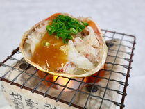別注料理「カニ味噌甲羅焼き」