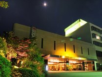 外観ホテルサンバレー富士見（外観夜景） 写真