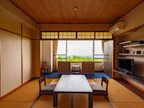 【桜島を望む和室】和の風情あふれるスタンダード和室…部屋の指定はできかねます。