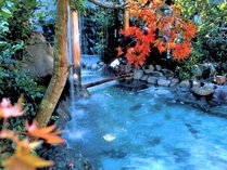 大浴場‐秋の露天風呂