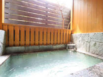 貸切露天風呂◆天然温泉で疲れを癒そう！