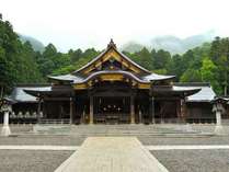 彌彦神社の本殿