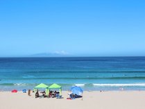 最高に綺麗な白浜ビーチまで歩いて8分♪♪透明度抜群の海・白い砂浜・青い空に是非つつまれて下さい！