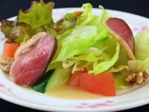 【夕食】自家製鴨の燻製ローストサラダ