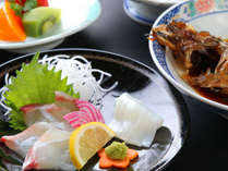 有明海産の新鮮な魚たちを割烹らしく色々な料理にアレンジ。