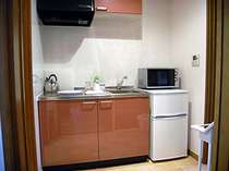 キッチンはIHコンロで安心！冷蔵庫・電子レンジ・鍋・食器完備　オーシャンビュー●コテージ