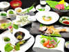 【夕食全体例／スタンダード】信州ブランドの素材が揃う「和菜会席」です。