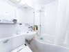 【たまご型浴槽】通常の浴槽より約20%の節水かつゆったり入浴できるアパホテルオリジナルユニットバス。