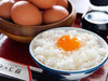 卵かけご飯：兵庫人気の卵かけごはん屋さん丹熊と同じ生卵をご用意。お好みで薬味などをのせて♪