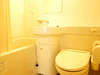 【バスルーム】広々としたバスタブ&温水洗浄便座