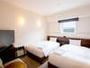 【スーペリアツイン】18平米の客室に110cm幅のベッドを2台設置。