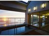 *最上階にあるパノラマ展望露天風呂：女湯。夕方の景色が特にオススメです。